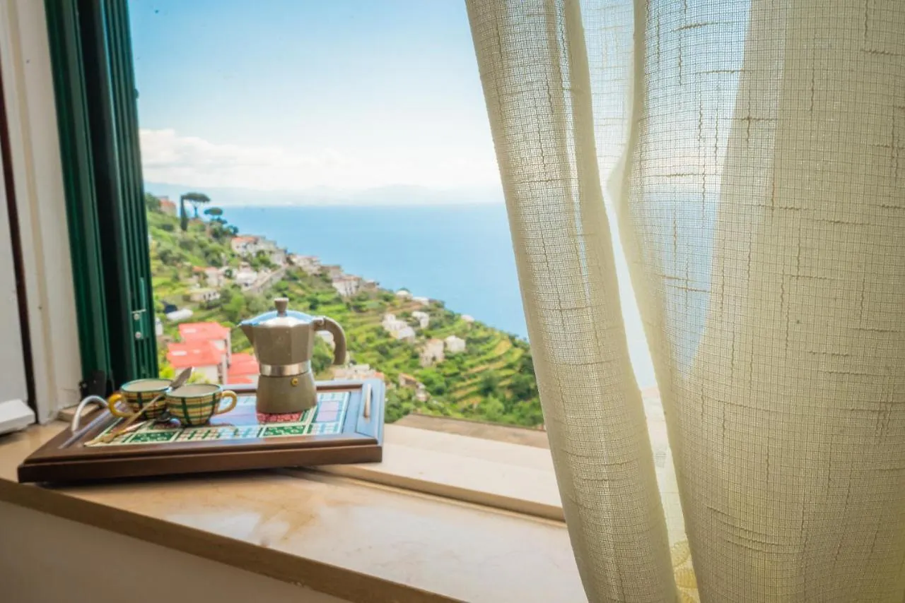 La Villa Di Enzo Amalfi 0*,  Italia