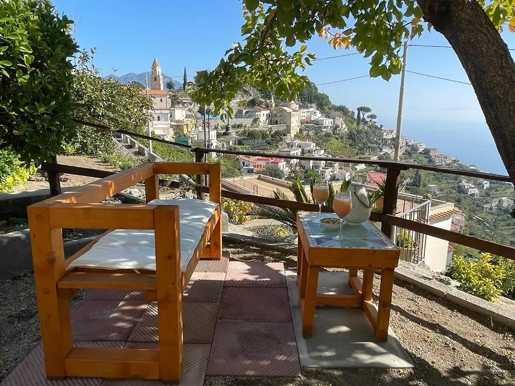 Appartamento La Villa Di Enzo Amalfi Italia